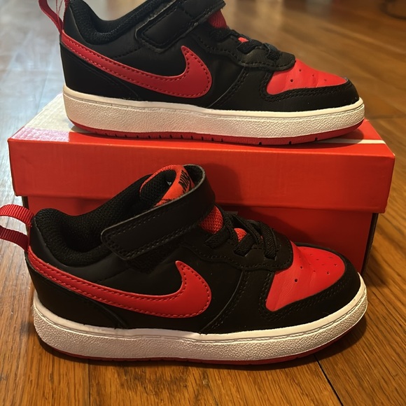 Nike Court Borough Low 2 TD Toddler 9c Red Black White - Picture 5 of 9